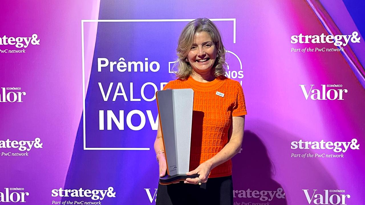 Eurofarma recibe premio a la innovación y anticipa apoyo financiero a startups disruptivas